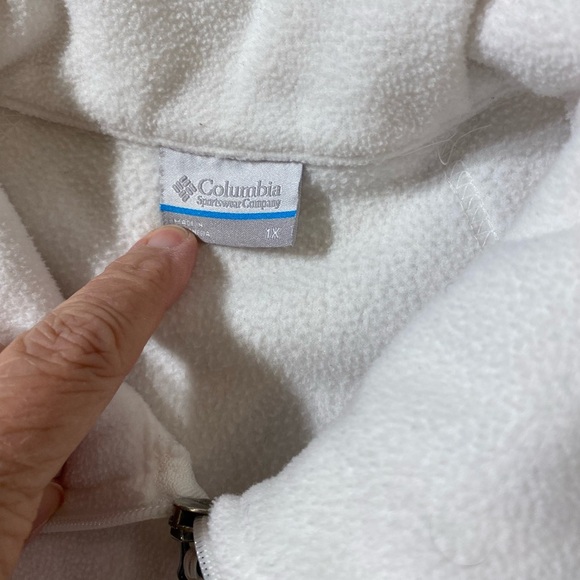 Columbia Women's White Fleece Jacket 1X (MK) - Picture 5 of 8